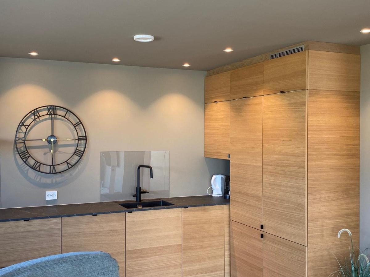 Apartment With Boat Spangereid エクステリア 写真
