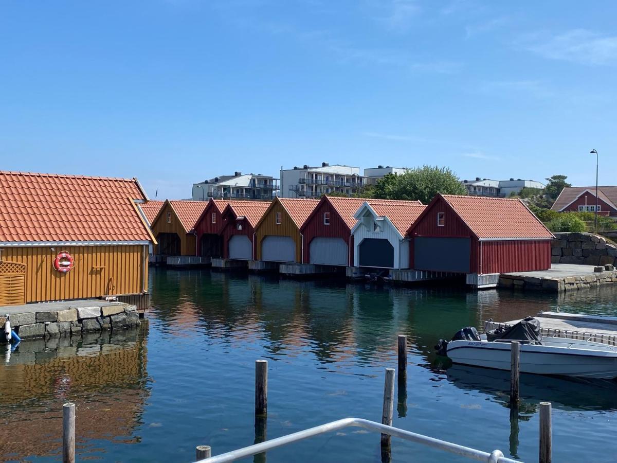Apartment With Boat Spangereid エクステリア 写真